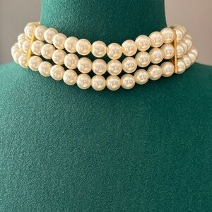 Elegant Pearl Choker Necklace